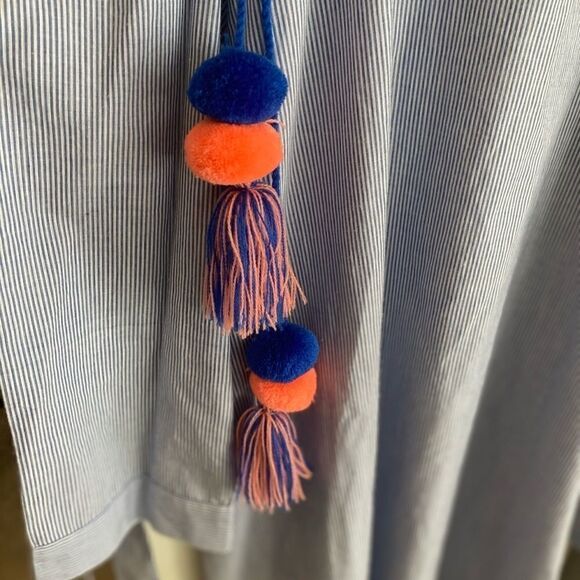 NWT - America & Beyond Cold Shoulder Strip… - Picture 8 of 12